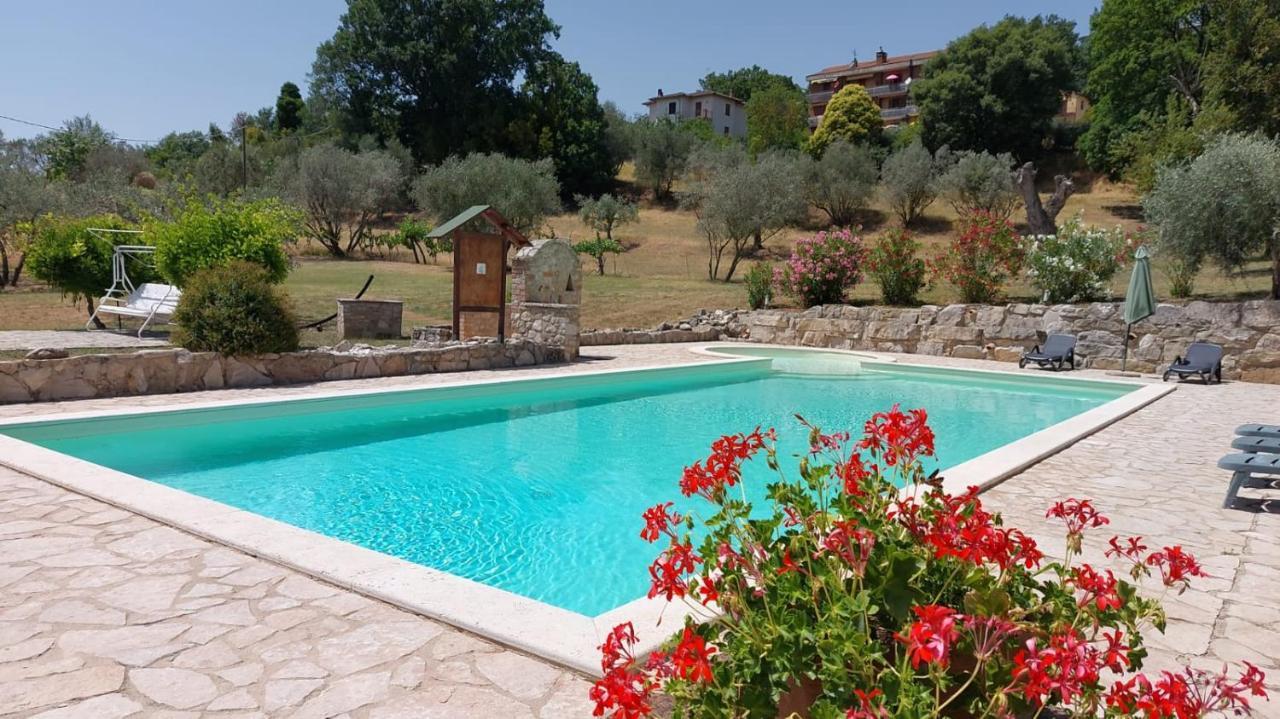 Agriturismo Camera Rosa โตดี ภายนอก รูปภาพ