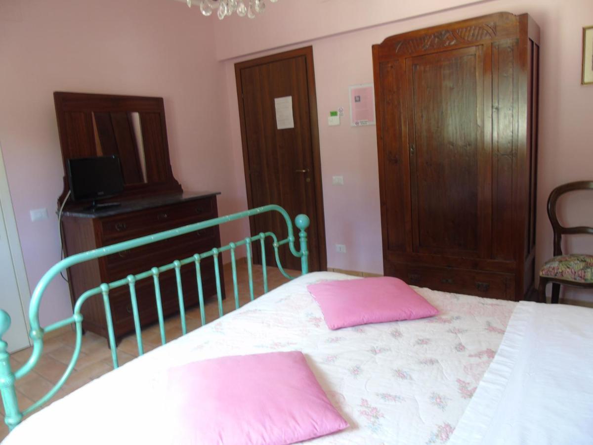 Agriturismo Camera Rosa โตดี ภายนอก รูปภาพ